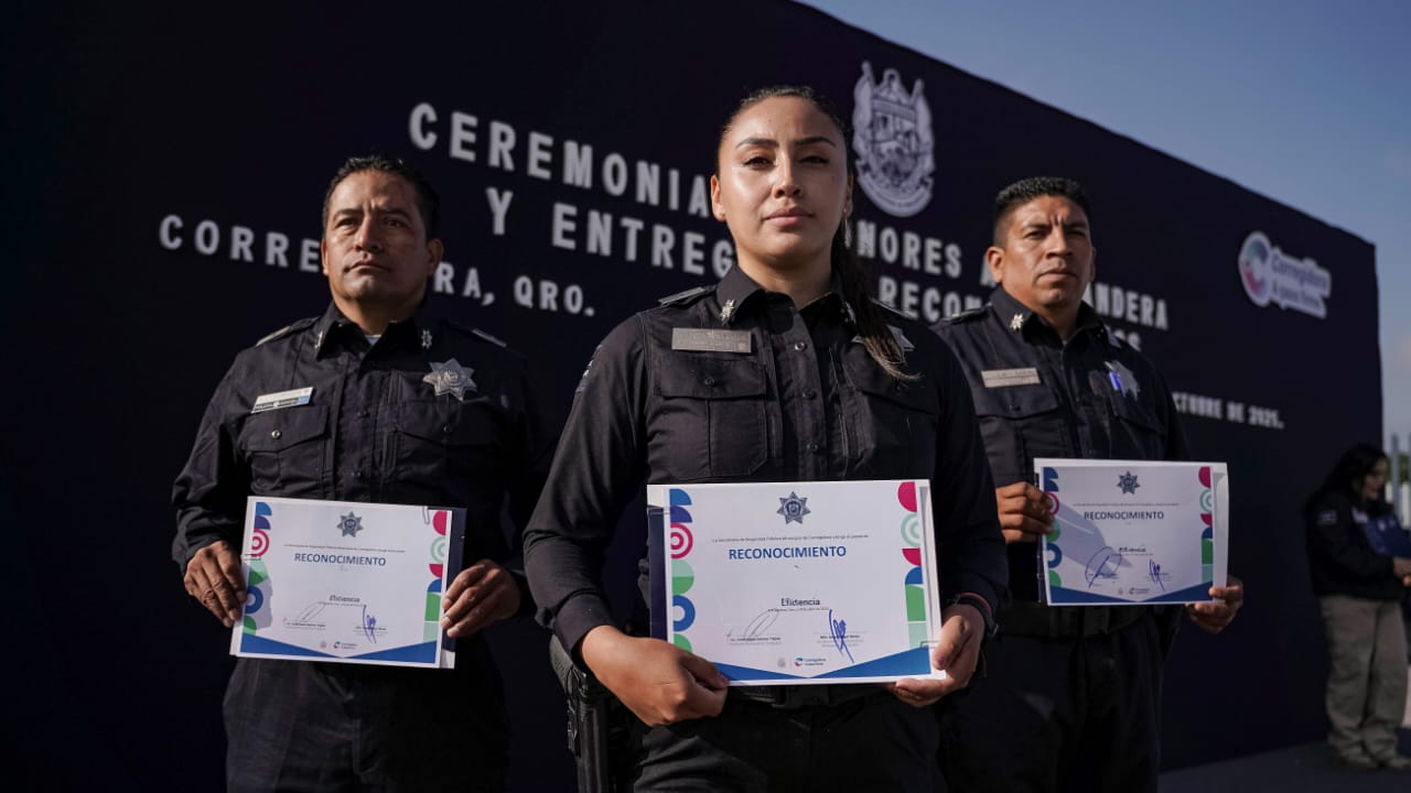 Chepe Guerrero entrega reconocimientos a 105 policías municipales por haber realizado importantes detenciones