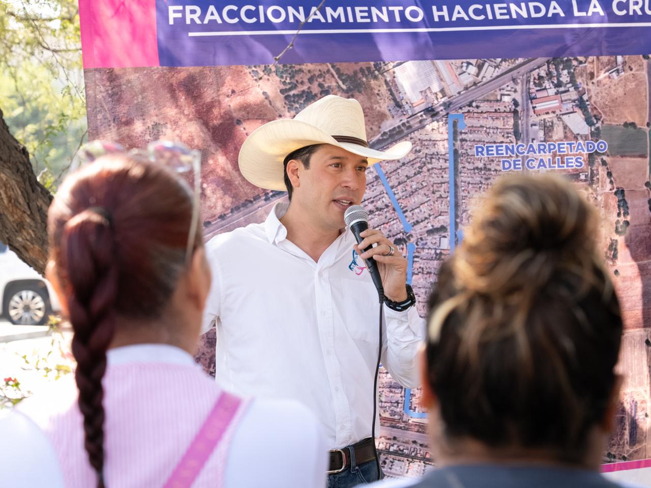Rodrigo Monsalvo entrega obras de urbanización en Saldarriaga y Hacienda La Cruz