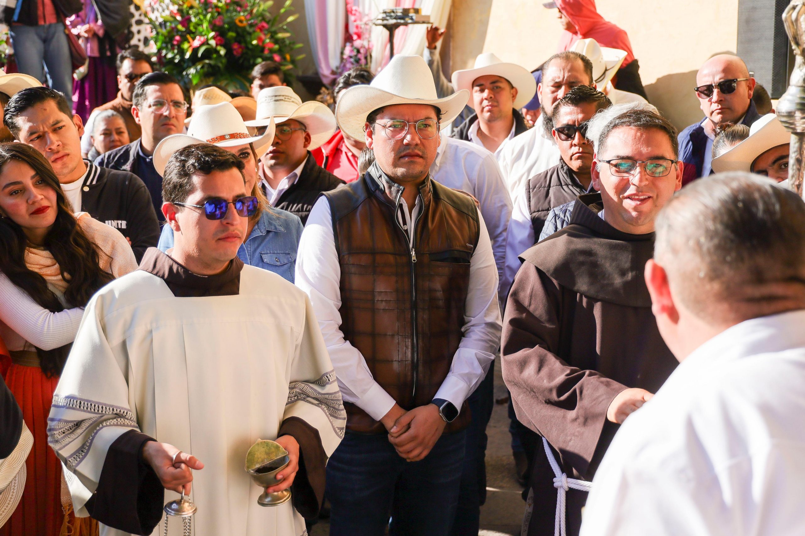 Chepe Guerrero asiste al segundo día de las Tradicionales Fiestas de Febrero en Corregidora
