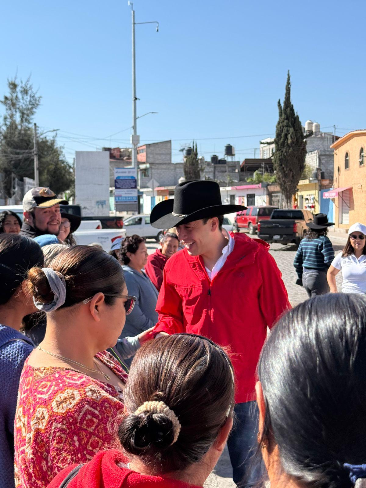 Supervisa Rodrigo Monsalvo obras por más de 19 millones de pesos en comunidades de El Marqués