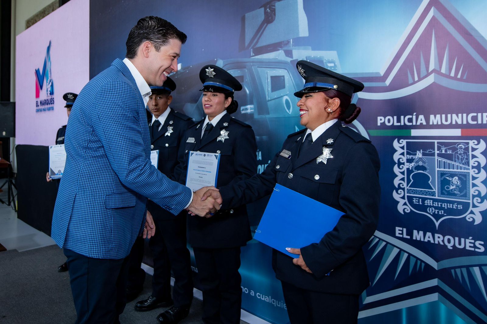 Más policías y mejor equipamiento en El Marqués: Rodrigo Monsalvo