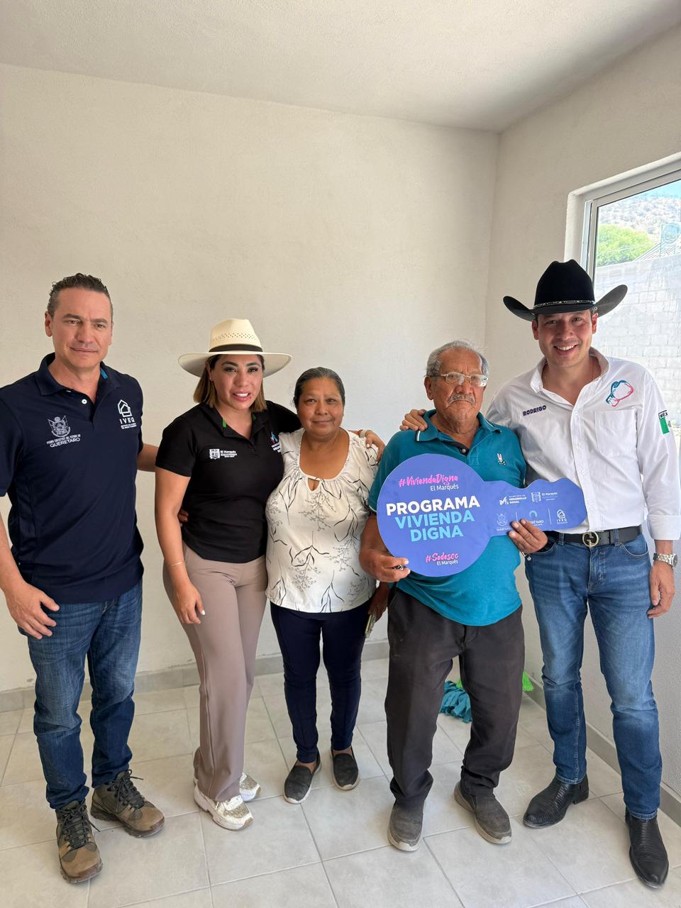 Municipio de El Marqués e IVEQ entregan obras de ampliación de vivienda en El Marqués