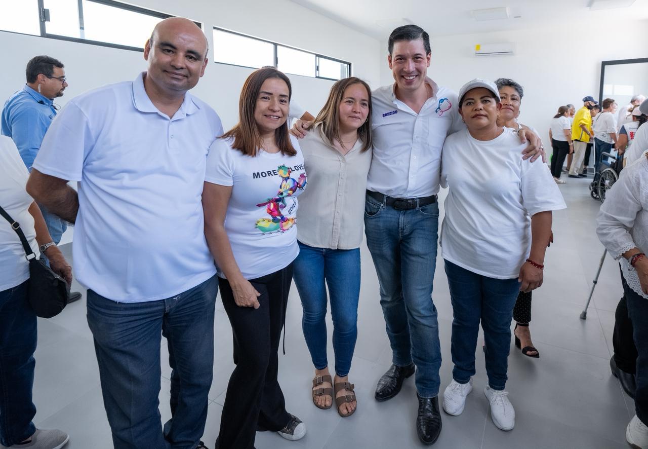 Entrega Rodrigo Monsalvo Casa de Día en La Pradera para fortalecer la atención de adultos mayores