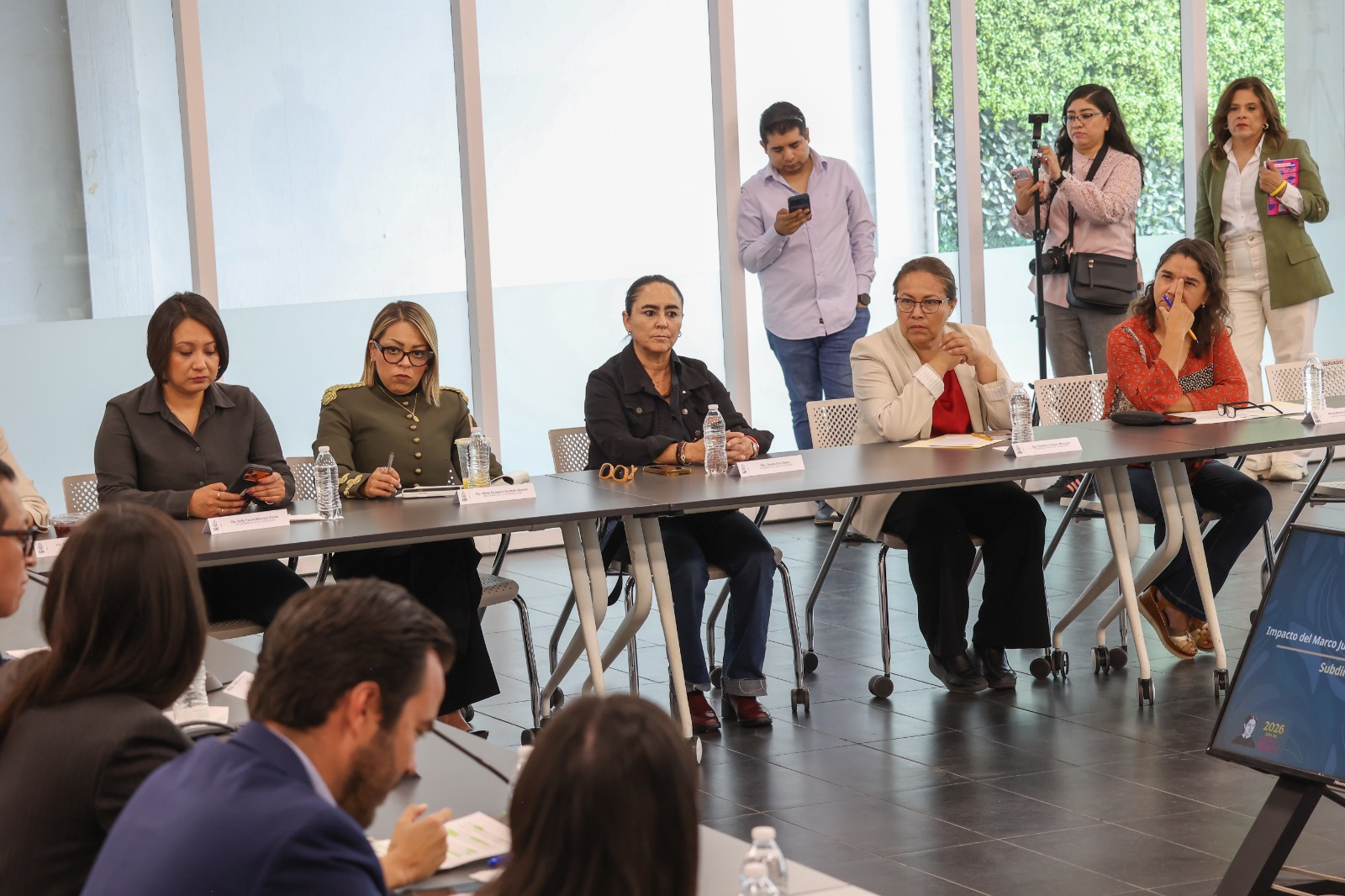 Encabeza Diputado Arturo Maximiliano García reunión con el subdirector General Jurídico de la Conagua y la presidenta del Consejo Consultivo del Agua de Querétaro