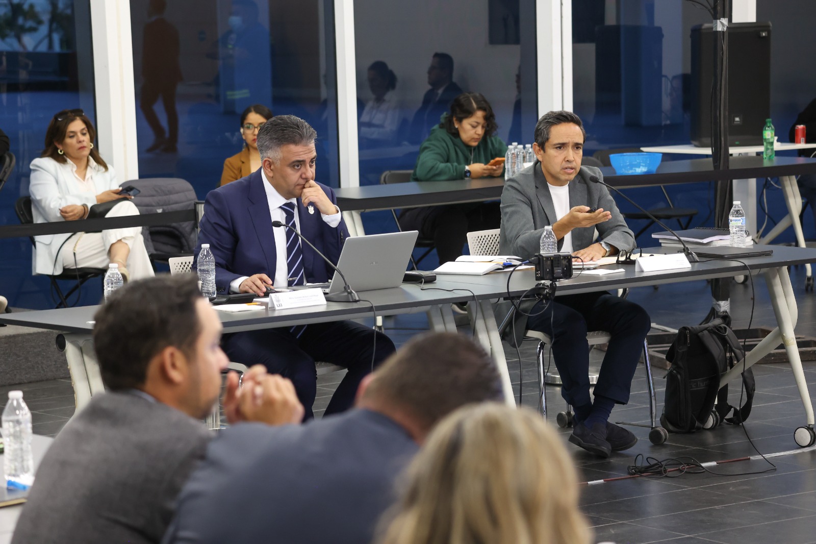 Se presentaron ante la LXI Legislatura los secretarios Gustavo Arturo Leal Maya y Antonio Rangel Méndez, para analizar el 5º Informe de Gobierno en materia de Finanzas y Planeación y Participación Ciudadana