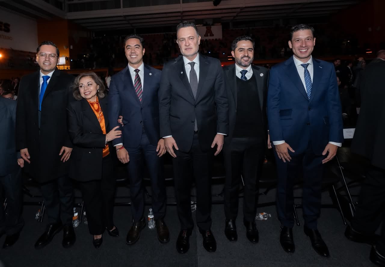 Rodrigo Monsalvo asiste a los 20 años de liderazgo de la Universidad Anáhuac Querétaro
